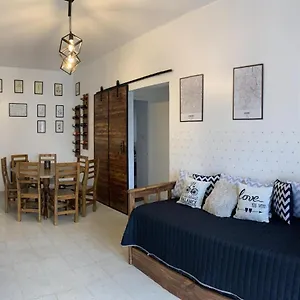 Winenot Aristides Apartamento