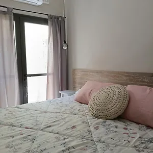 Chacabuco 63 - Merceditas Apartamento